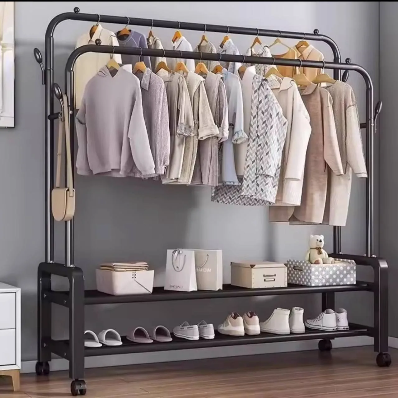 Cloth hanger