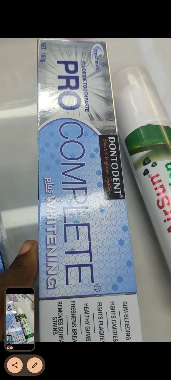 Whitening toothpaste